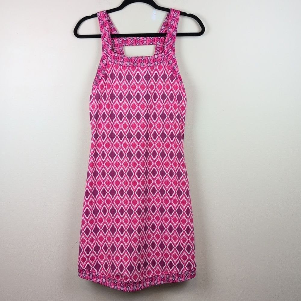 Title Nine Pink Turkish Tile Ladder Back Built-in Bra Activewear Dress Size M - Picture 12 of 12